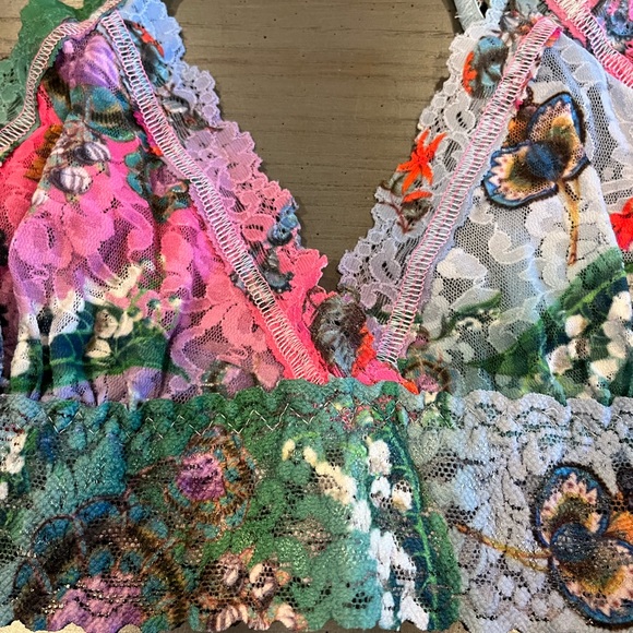 Hanky Panky X Cynthia Rowley Triangle Lace Bralette - Picture 6 of 15